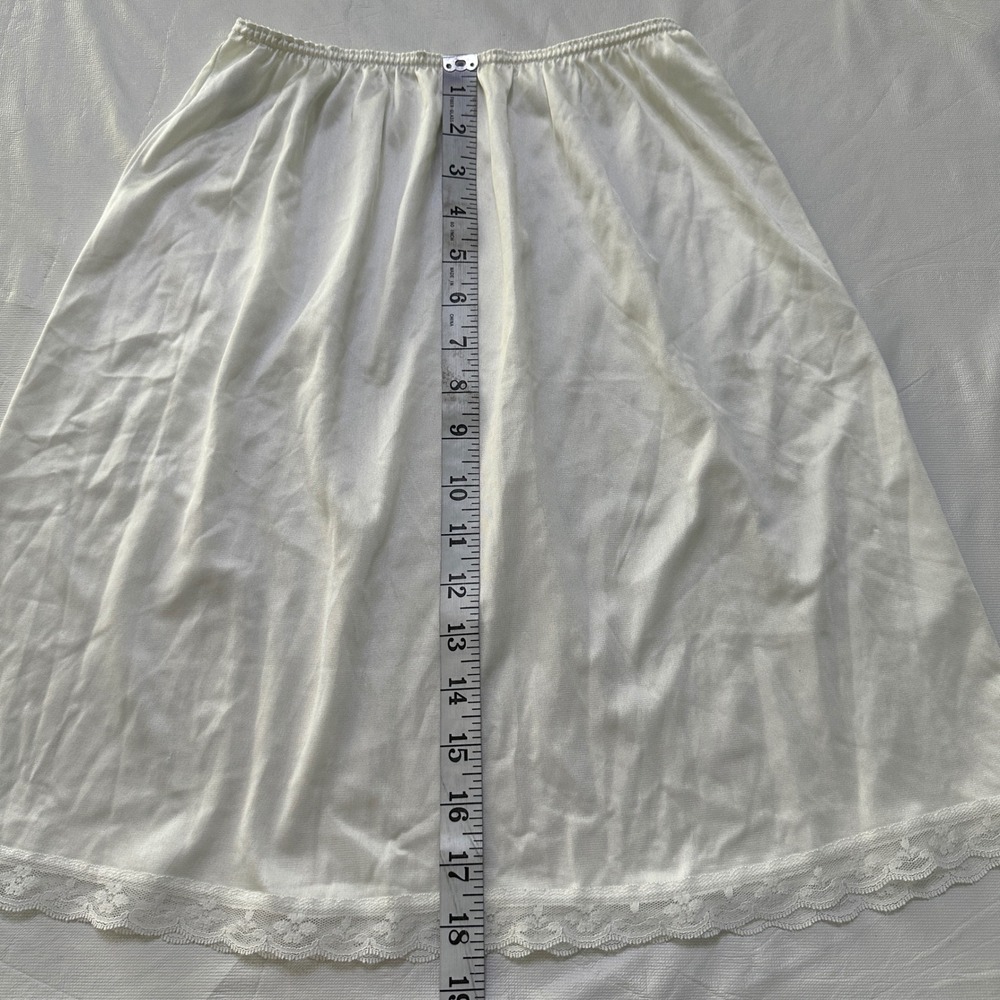 Warner's Half Slip Skirt Women M White Lace Trim Vintage Lingerie Retro Made USA - Picture 5 of 7
